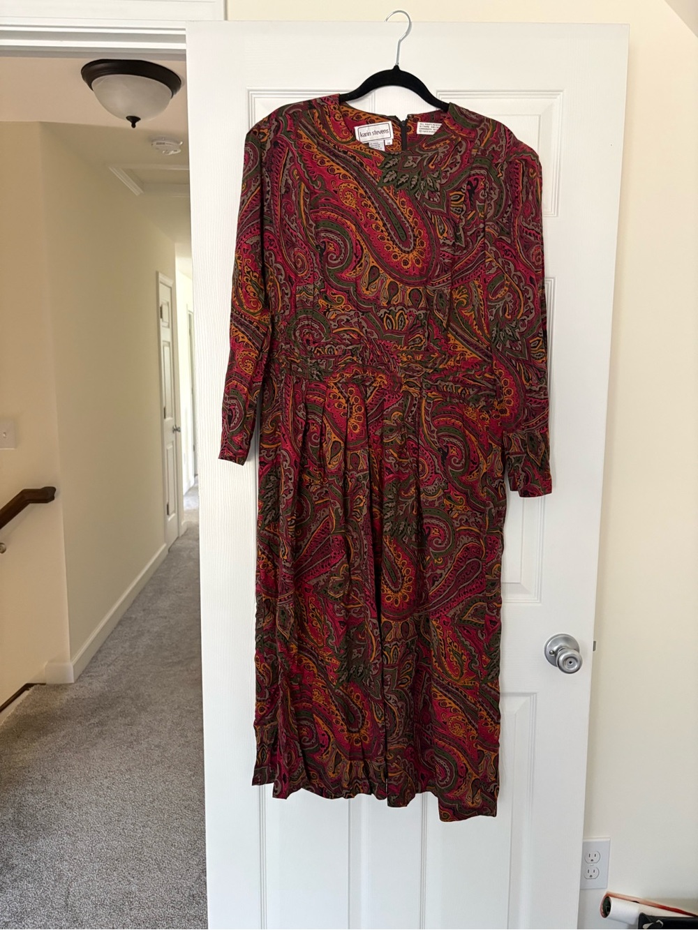 Vintage 1980s karin stevens Red Paisley Long Sleeve Midi Dress